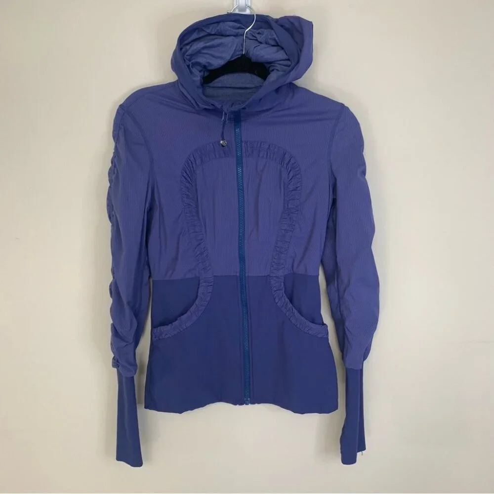 Lululemon reversible  studio jacket 8